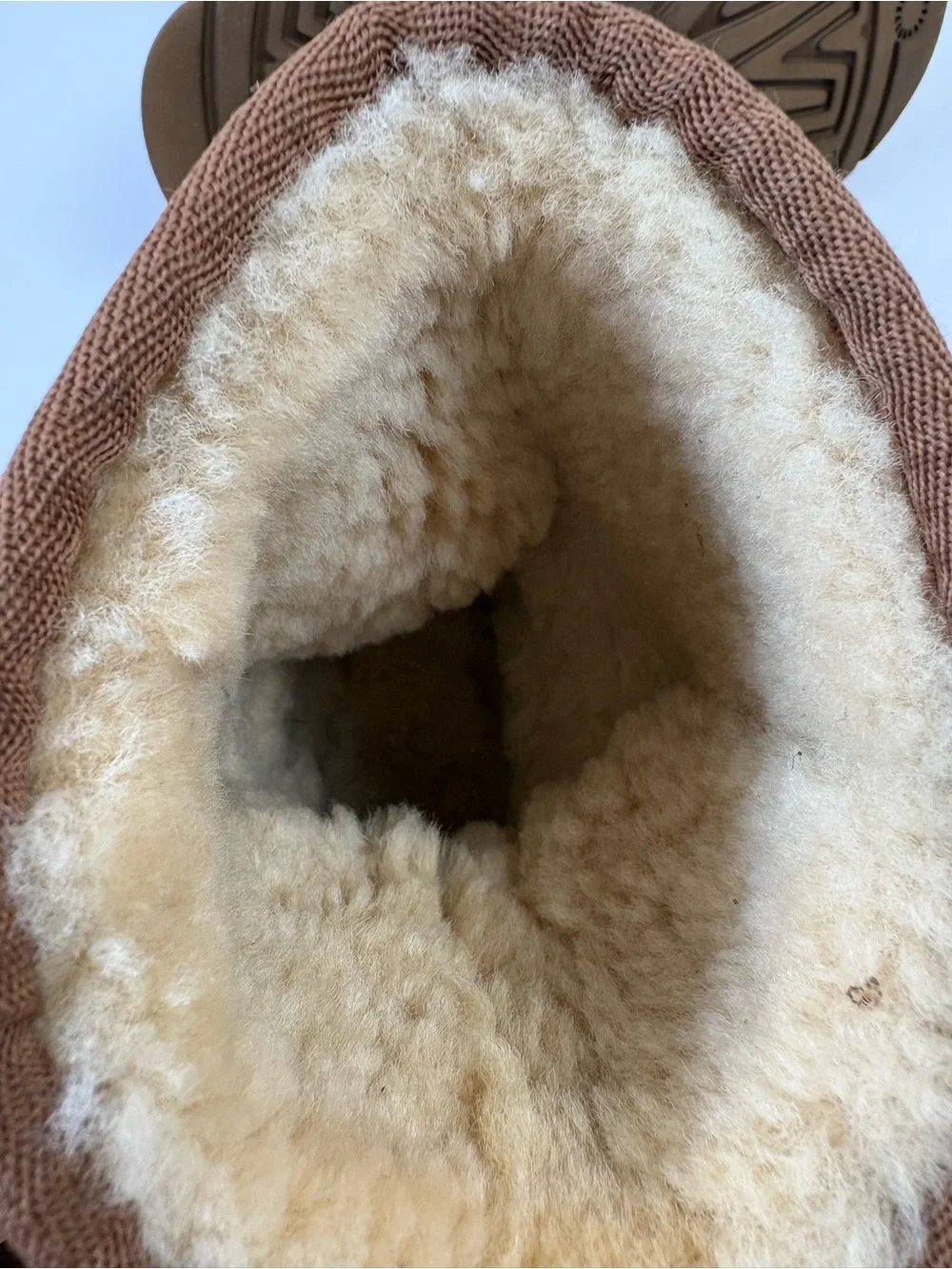 Ugg Australia Classic Short Boots 5251 Suede Brown Shearling Shoes Winter size 4